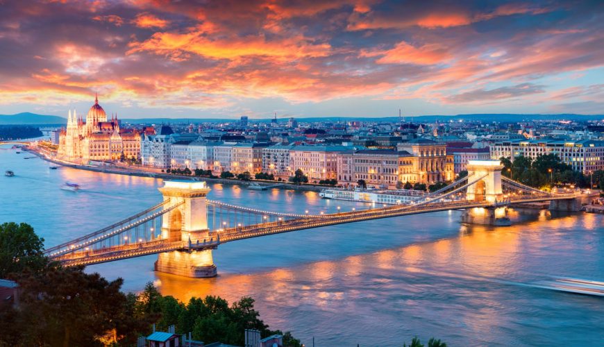 Дунайські столиці в травні: Будапешт, Відень, Братислава - виїзд 04.05.24 з Мукачево, 799€