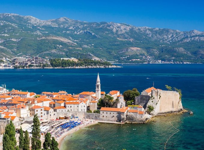 Чорногорія: хороші готелі, виліт з Кишинева