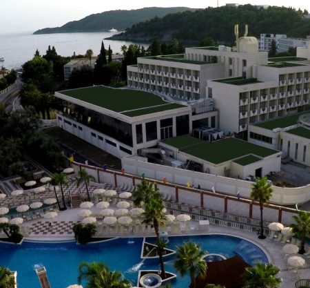 Один из лучших семейных отелей Черногории Mediteran Wellness & Spa 4* с аквапарком - вылет из Жешува