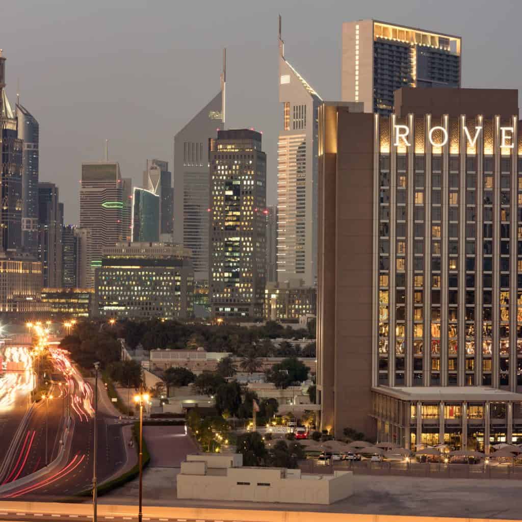 Rove marina. Отель Rove Dubai Marina 3. Rove Downtown Дубай. Rove Downtown Dubai 3 ОАЭ Дубай.