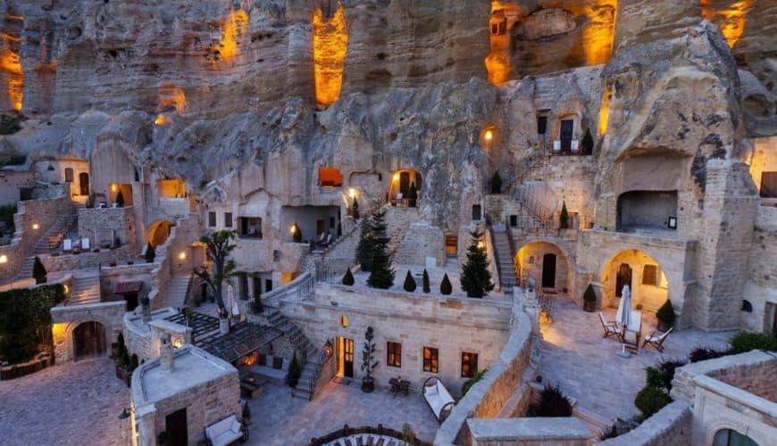 5 днів в атмосферному готелі в Каппадокії Yunak Evleri Cave Hotel