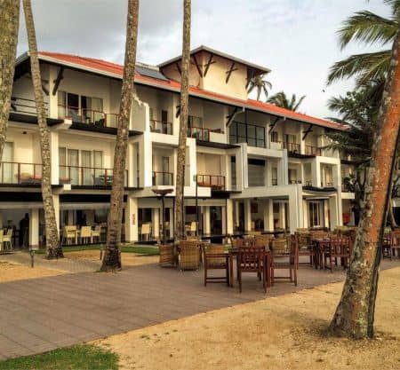 Last Minute! 14 февраля и 8 марта на Шри-Ланке: 9 ночей в отеле Coco Bay Unawatuna 4*