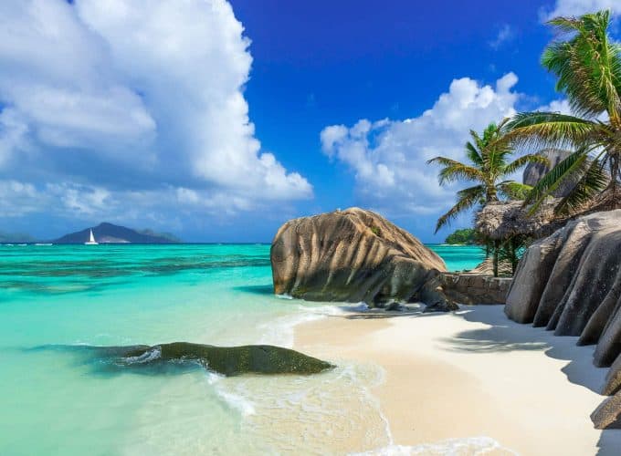 10 райських днів на Сейшелах за 1355€ з перельотом Qatar Airways
