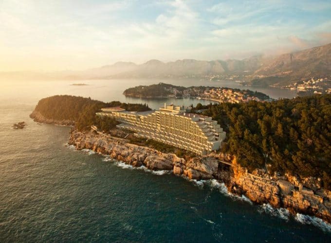Last Minute Sale! Відпочинок в Хорватії - готель Croatia 5* з рейтингом 9 з 10, переліт в Дубровник