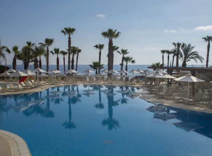 Last Minute! Кіпр: сімейний All Inclusive відпочинок в готелі Louis Althea Beach 4*