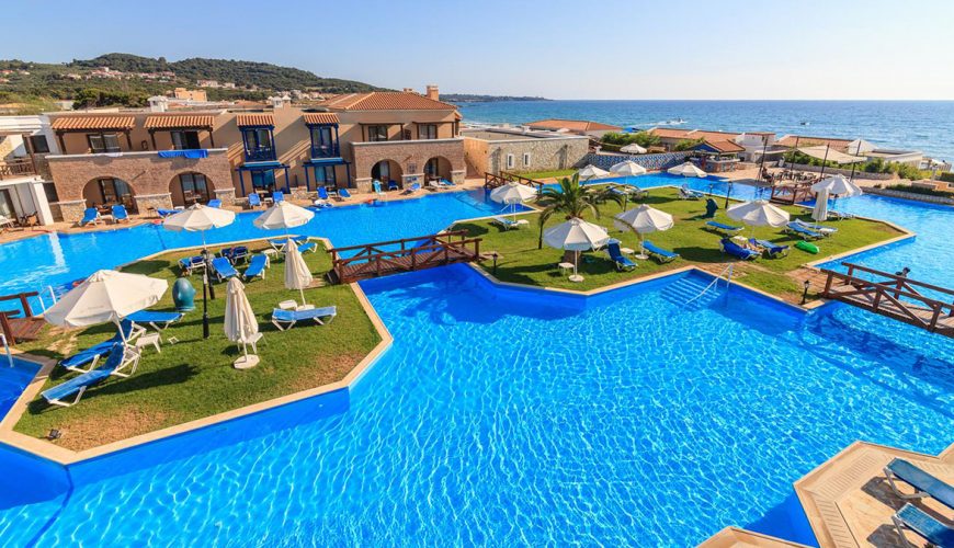 Last Minute! Греція, Пелопоннес: готель Aldemar Olympian Village 5*, All Inclusive - виліт з Варшави, 1038€ за 1 людину при 2-місному розміщенні, доплата за дитину: +360€