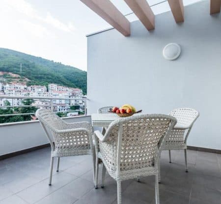 Черногория, апарт-отель в Будве Adriatic Lux 4* с рейтингом 9.4 из 10 по акционным ценам