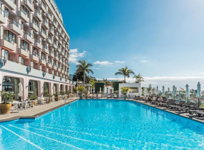 Мадейра у січні, готель лише для дорослих відомої мережі Savoy Gardens 4*
