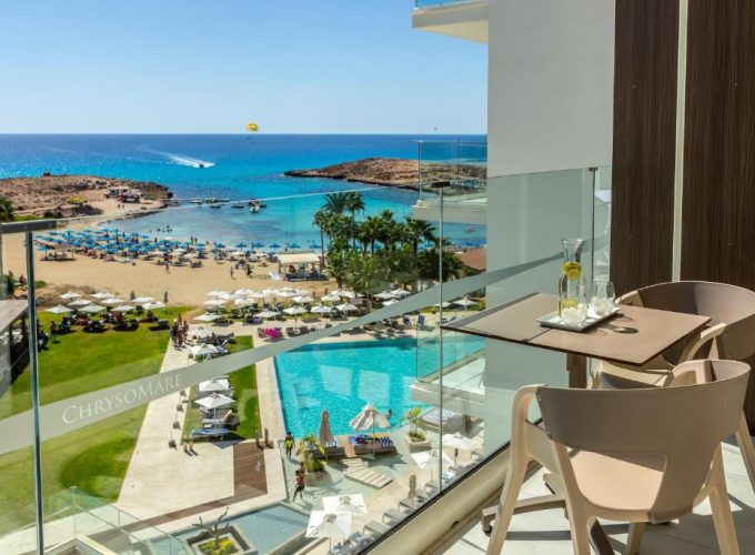 Тиждень на Кіпрі у червні в стильному готелі Chrysomare Beach Hotel & Resort 5*, виліт з Кишинева