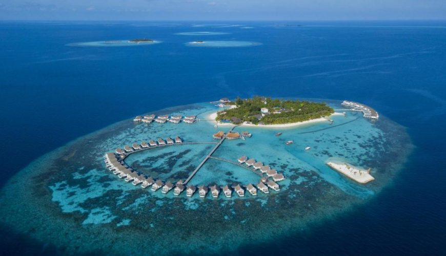 Мальдіви: Centara Grand Island Resort & Spa Maldives 5* - круті акції на відпочинок у травні - липні! Від 3719€ при бронюванні до 30.04