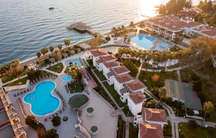 Гарна новина: Hydros Club Kemer тепер під брендом Corendon! 